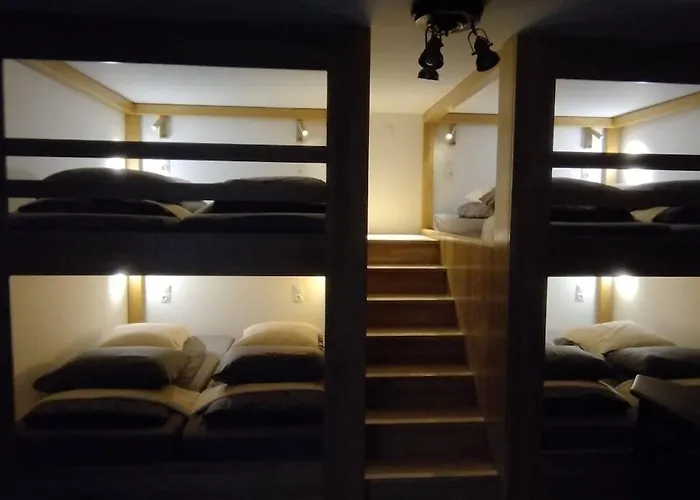 Bivouac & Sacs A Dos - Loft Classe, Avec Escape Game Sur Demande דירה Sixt