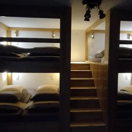 Bivouac & Sacs A Dos - Loft Classe, Avec Escape Game Sur Demande Apartment Sixt-Fer-a-Cheval